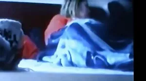 Xtract and vieilles femmes naturistes Chill avec la salope rousse Lauren Phillips