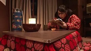 Teen Horndog saute sur le Dingdong vieille bien chaude de Stepdad!