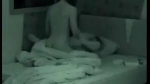 Les escapades vieille dame nue anales d'Ellen