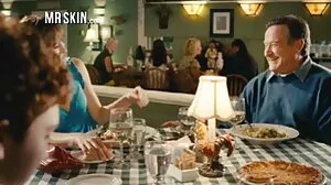 Une toute nouvelle star maigre tukif une vieille de 18 ans dans ce porno en POV