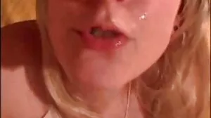 Hot xxx des vieilles babe fait du POV anal