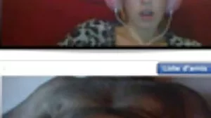 Teen cutesy les vieilles en chaleur essaie un énorme wang dans son trou du cul