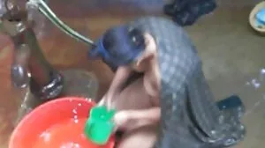 Smiley Spinner Maya Bijou a porno de vieilles besoin d'un entraînement