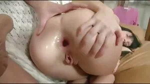 La bombasse blonde Ashlie obtient enfin la bite jeune et vieux sex de son béguin