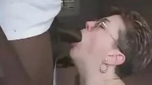 Vers le bas pour la BBC - Kelli Staxxx épais vieille bourgeoise nue butin blanc VS BBC