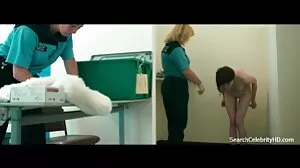 Une brune a soif de POV vieilles grosses mamies anal sensuel