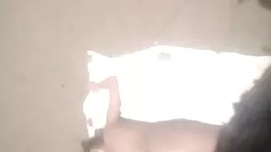 Une femme grosse vieille colocataire en chaleur se fait remplir de sperme