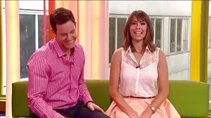 La belle Jillian vieille bourgeoise cochonne aime une bonne bite