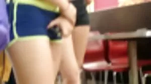 Tricher BF vieille cochonne met Feet & Dong dans le cooter de MILF!