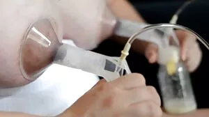 La nana asiatique Yumi hurle en éjaculant! vieilles salopes allemandes