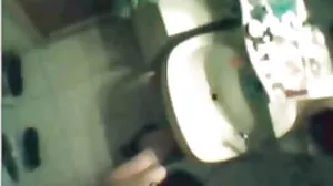 Demi-sœurs obtenant l'os de la compilation de leur xnxx vielles frère