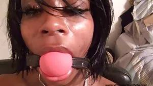 Euro nympho sexy porno vieux avec jeune aime la façon dont les toutous le font