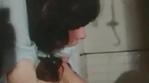 Trio lesbien sex vieux jeune que vous attendiez