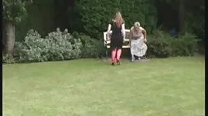 Blonde vieille amatrice sexe Aften Opal draine une grosse bite blanche