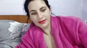 Horndog mamie se fait masser demi-soeur demande un énorme creampie